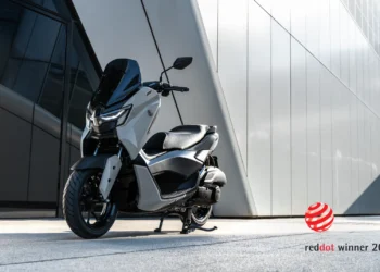 Yamaha NMAX 125 Tech MAX ganha o prémio Red Dot