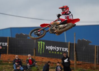 Coenen e Adamo brilham nas corridas de qualificação em Águeda