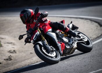 Novidades da gama V2 em Portugal com o Ducati Emotion Tour