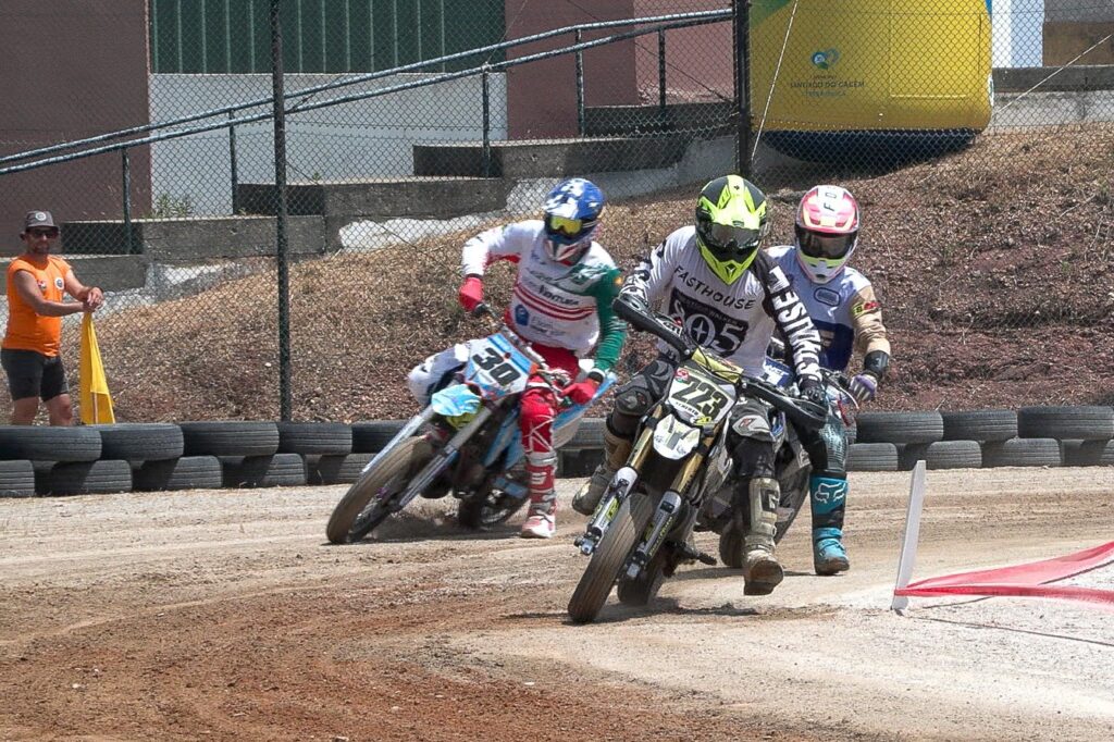 Flat Track