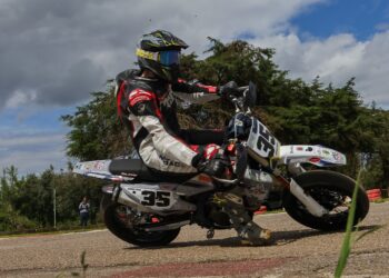 Eespetáculo do Supermoto de regresso a Portalegre