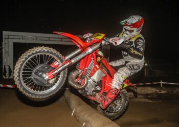 Famalicão estreia-se no Super Enduro