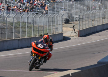 Piloto da Harley-Davidson X Dynojet domina em Laguna Seca