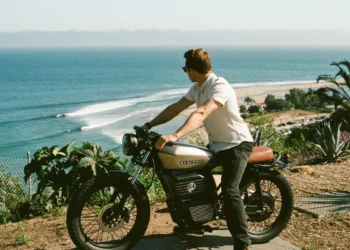 Beachman é uma Café Racer elétrica que promete