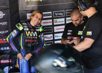 Madalena Simões rola em Donnington para conhecer o traçado
