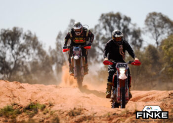 AJP Motos confirma parceria histórica na Tatts Finke Desert Race