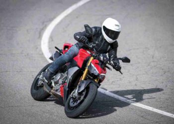 Teste – Ducati Streetfighter V2S – Diversão absoluta