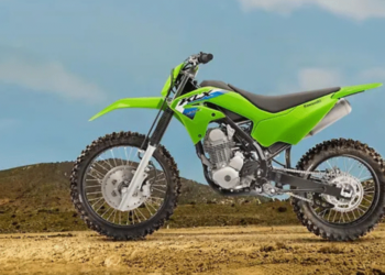 Kawasaki revela versão de 2026 da KLX230R S