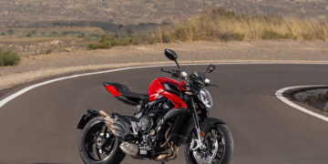 Nova MV Agusta Brutale 800 é brutalmente divertida