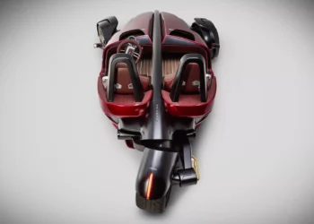 Yamaha Tricera pode virar as três rodas ao mesmo tempo