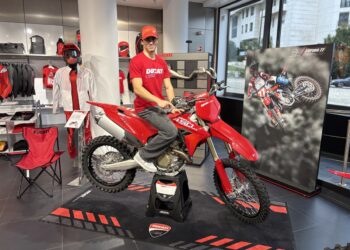 Martim Palma com Ducati no MX e SX