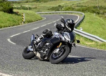 Teste – Aprilia Tuono V4 1100 – Alta costura