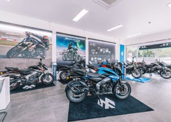 Bajaj em Lisboa com flagship store
