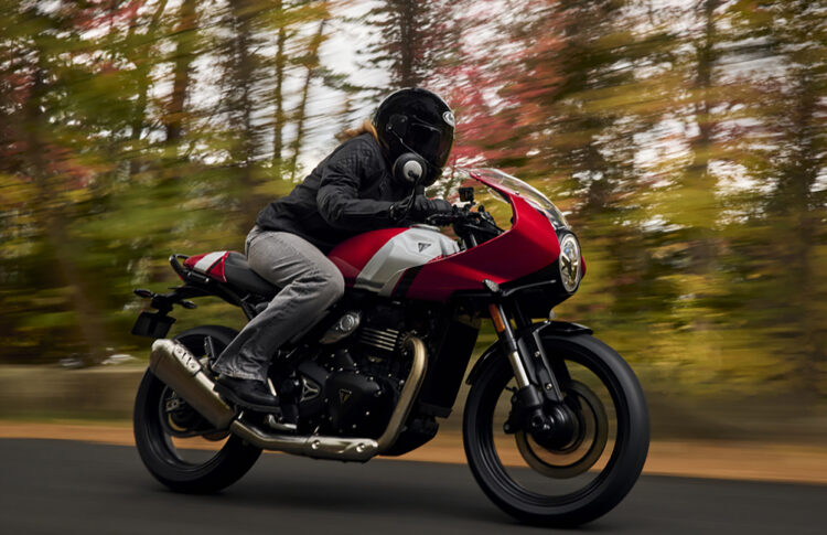 Triumph apresenta as novas 400 cc