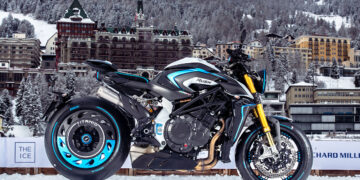 MV Agusta Rush Titanio – Arte sobre rodas
