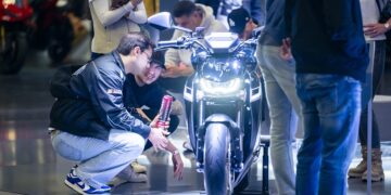 Salão de motos Intermot somente em 2027