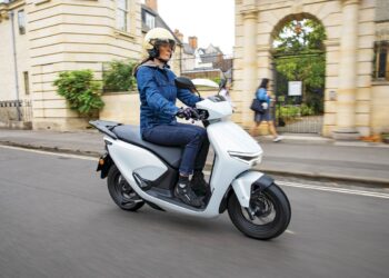 Contacto Honda CUV e – Procura da neutralidade carbónica