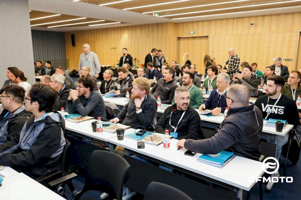 CFMOTO: comitiva portuguesa