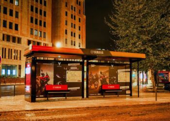 Yamaha a inovar com paragem de autocarro interativa