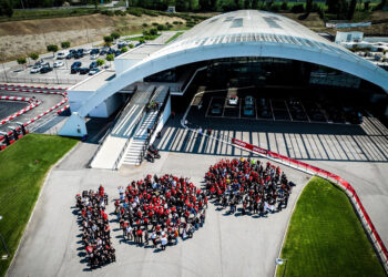 Ducati reuniu milhares em várias cidades para o centenário