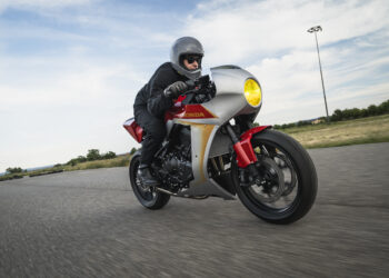 Lombas e Curvas com Red Bullet no Honda Garage Dreams