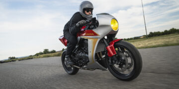 Lombas e Curvas com Red Bullet no Honda Garage Dreams