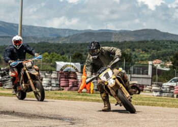 Supermoto com ‘póquer de ases’ em Chaves