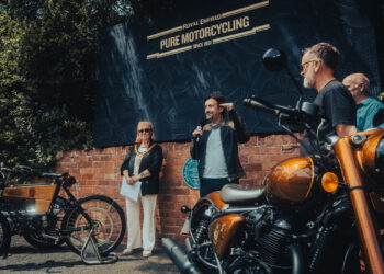 Royal Enfield celebra 125 anos em Redditch com um tributo às suas origens