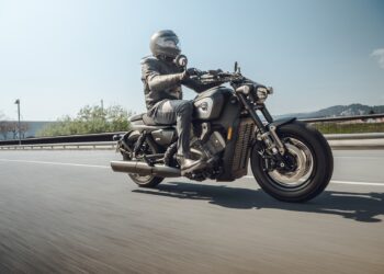 QJ Motor lança SRV 600V – Cruiser com motor de 4 cilindros em V