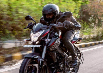 Bajaj apresenta a nova Pulsar NS 200