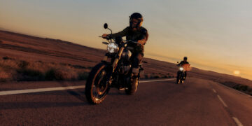 Royal Enfield lança campanha de verão com até 500€ de desconto
