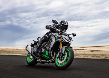 Kawasaki Z1100: precisão renovada e resposta mais imediata