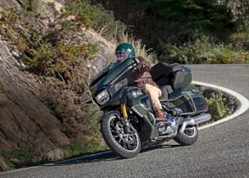Contacto Harley-Davidson Street Glide Limited 2026