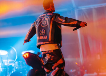Yamaha e Dillaz transformam o palco das Festas do Mar
