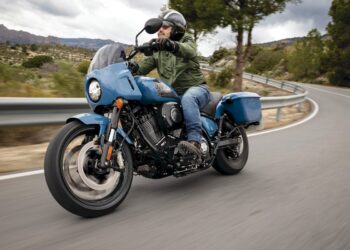Contacto Indian Sport Chief RT – Fora da caixa